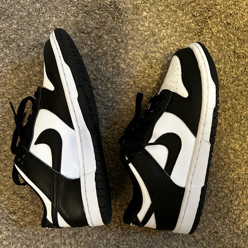 Nike dunks low